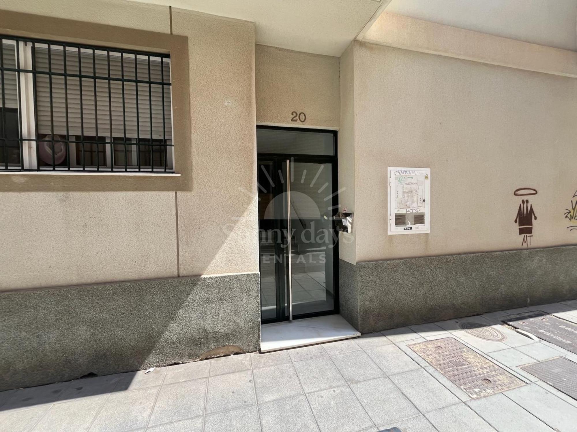 Acogedor Apartamento A 30 Metros De La Playa - Wifi - Smarttv Almeria Exterior photo